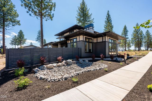 3437 NW Celilo Lane Lot 310, Bend, OR 97703