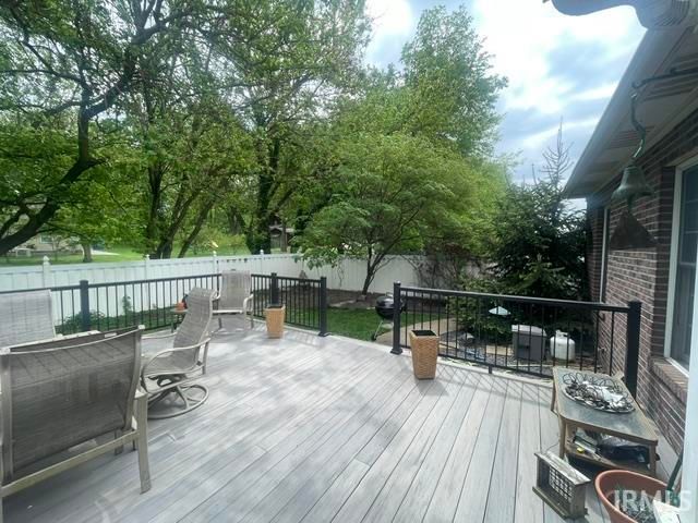 3444 Eastbrooke Court, Newburgh, IN 47630