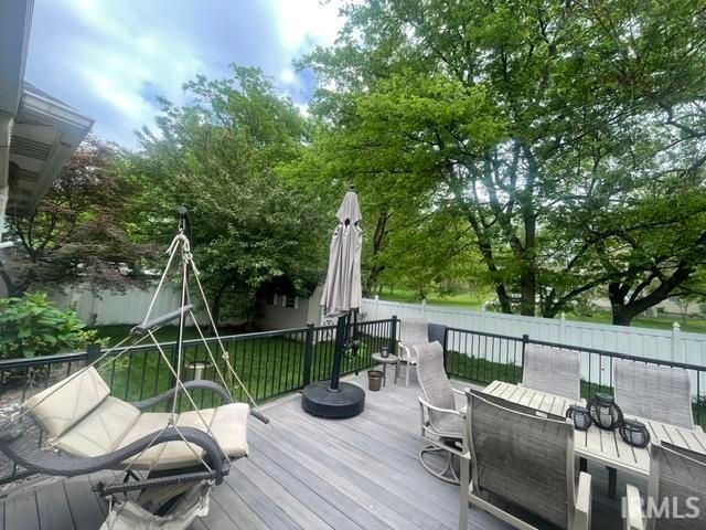 3444 Eastbrooke Court, Newburgh, IN 47630