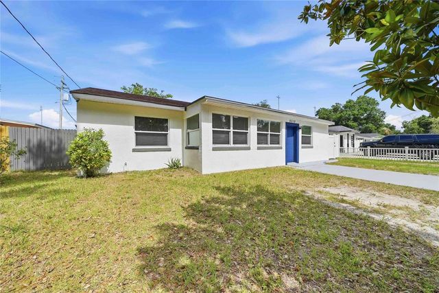9310 N DARTMOUTH AVENUE, Tampa, FL 33612