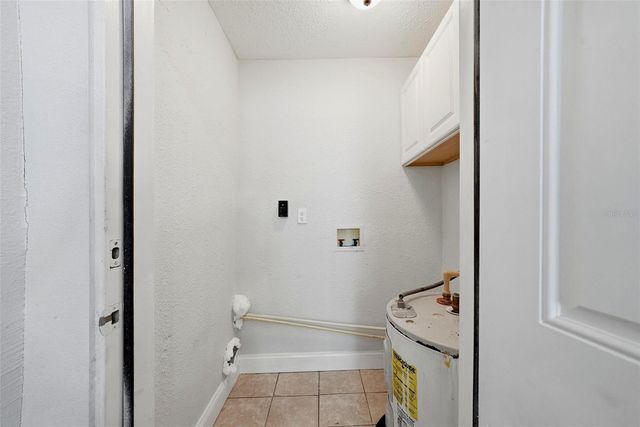 9310 N DARTMOUTH AVENUE, Tampa, FL 33612