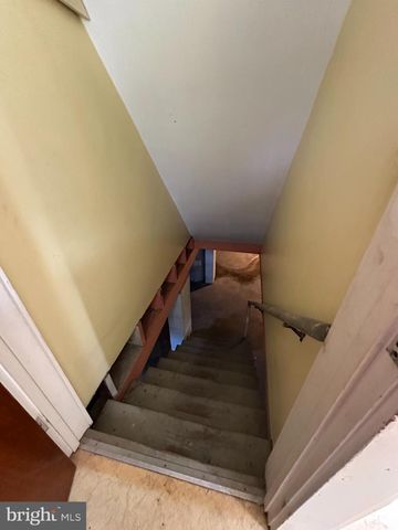 11 FIRST ST, Lewistown, PA 17044