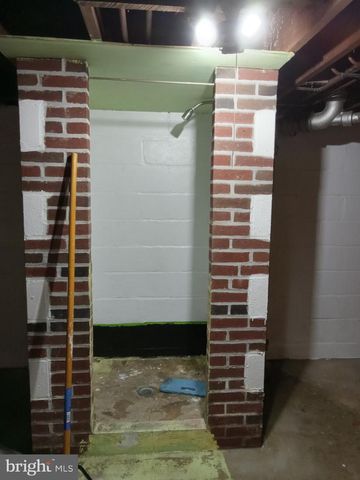 11 FIRST ST, Lewistown, PA 17044