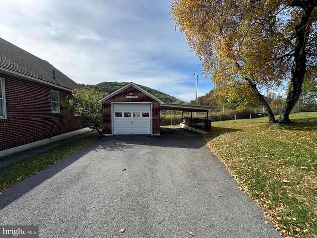 11 FIRST ST, Lewistown, PA 17044