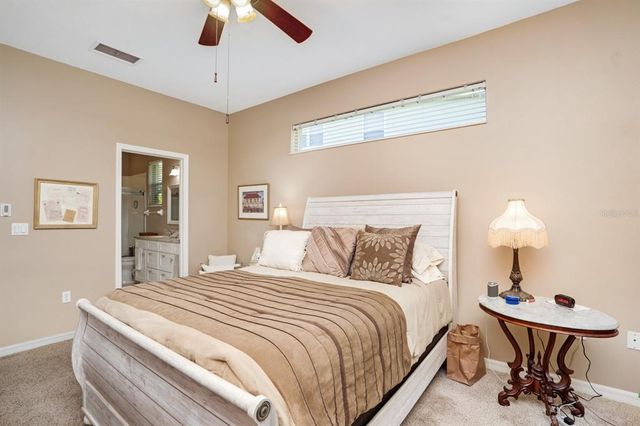 8982 FOUNDERS CIR, Palmetto, FL 34221