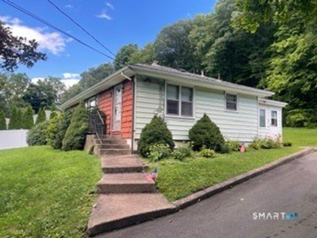 374 Moss Farms Road, Cheshire, CT 06410