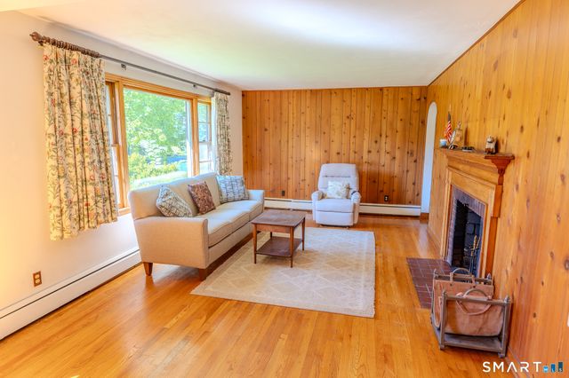 374 Moss Farms Road, Cheshire, CT 06410
