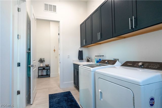 19659 Panther Island BLVD, Estero, FL 33928