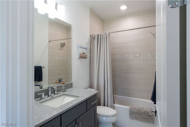 19659 Panther Island BLVD, Estero, FL 33928