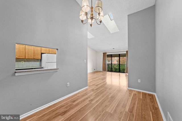 21 KITE CT, Lawrenceville, NJ 08648