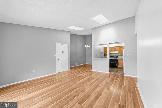 21 KITE CT, Lawrenceville, NJ 08648