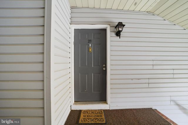 21 KITE CT, Lawrenceville, NJ 08648