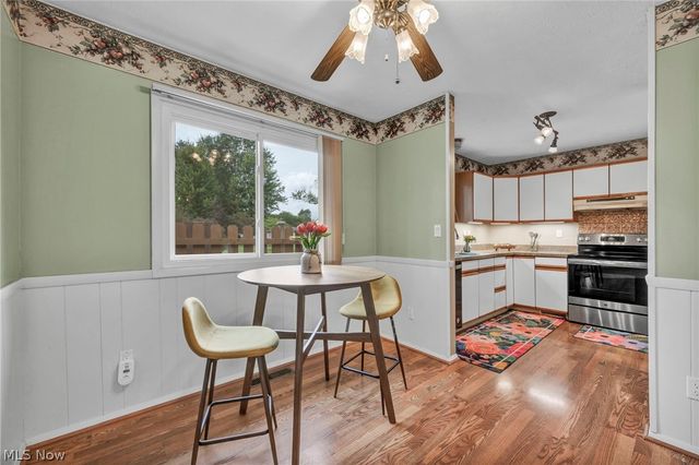 4914 Meadow Moss Lane, North Ridgeville, OH 44039