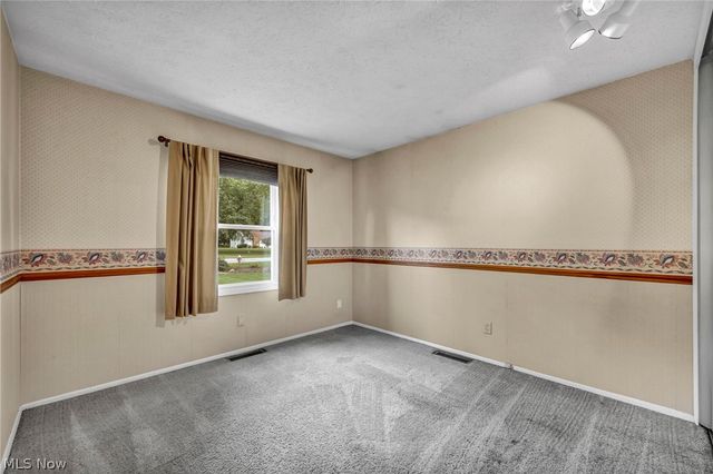 4914 Meadow Moss Lane, North Ridgeville, OH 44039