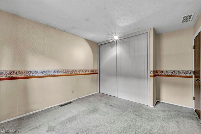 4914 Meadow Moss Lane, North Ridgeville, OH 44039