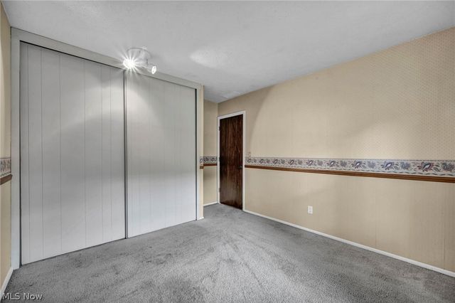 4914 Meadow Moss Lane, North Ridgeville, OH 44039