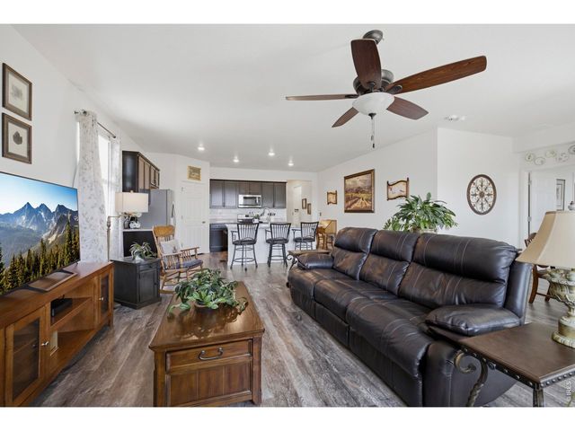 735 Camberly Dr, Windsor, CO 80550
