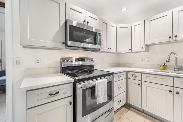 2040 E TRIANGLE DRIVE, Longwood, FL 32779