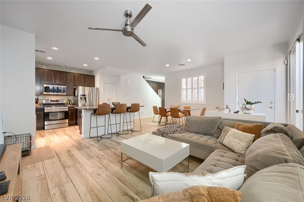 2621 Rainbow River Drive, Las Vegas, NV 89142 — photo 4