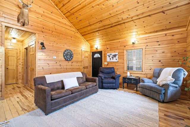 28930 Big Pine Road, Logan, OH 43138