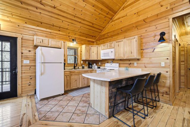 28930 Big Pine Road, Logan, OH 43138