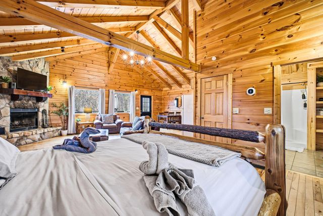 28930 Big Pine Road, Logan, OH 43138