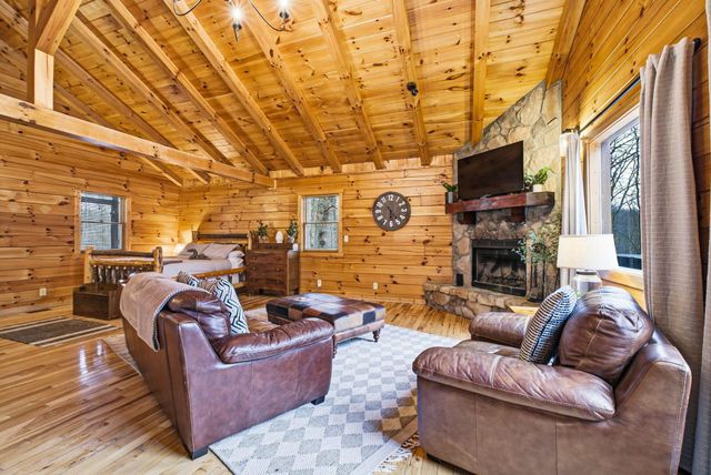 28930 Big Pine Road, Logan, OH 43138