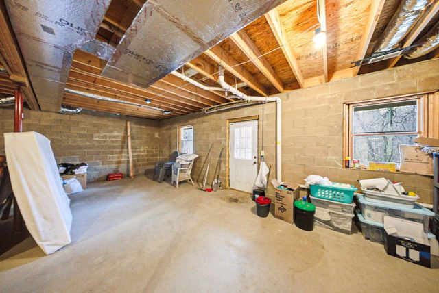 28930 Big Pine Road, Logan, OH 43138