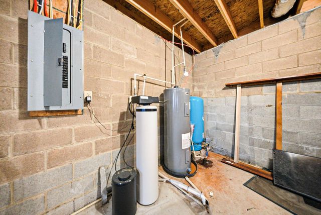 28930 Big Pine Road, Logan, OH 43138