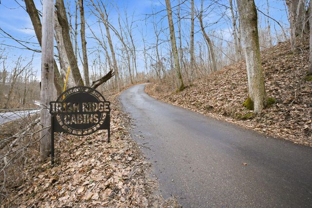 28930 Big Pine Road, Logan, OH 43138