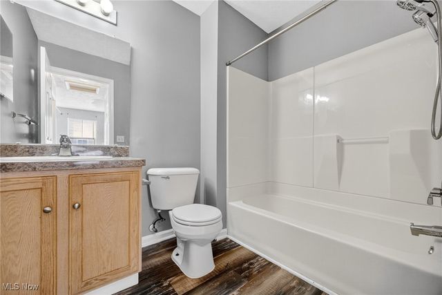 17639 Wildwood Lane, Cleveland, OH 44119