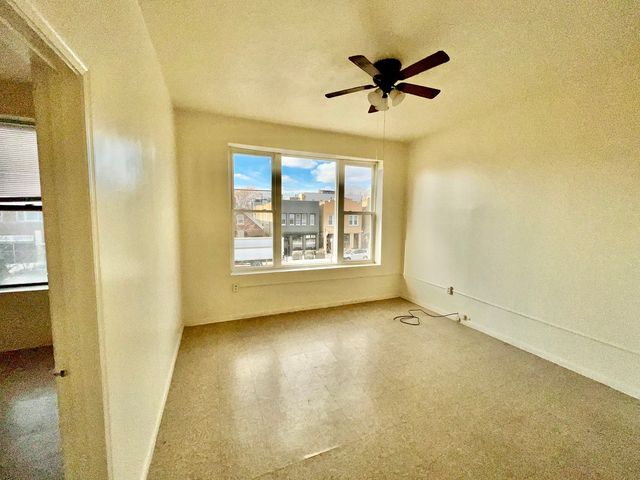 1011 N Western Avenue, Chicago, IL 60622