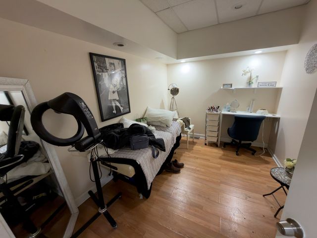 1011 N Western Avenue, Chicago, IL 60622