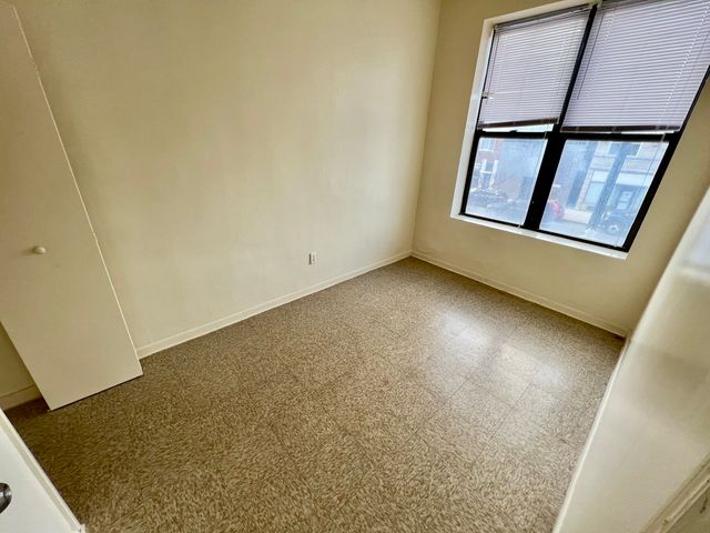 1011 N Western Avenue, Chicago, IL 60622