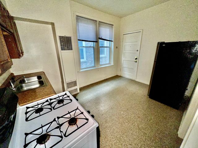 1011 N Western Avenue, Chicago, IL 60622