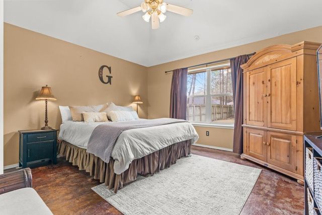 270 Frederick Circle, Flint, TX 75762