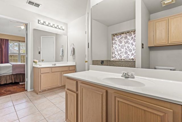 270 Frederick Circle, Flint, TX 75762