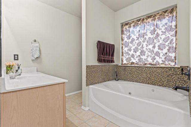 270 Frederick Circle, Flint, TX 75762