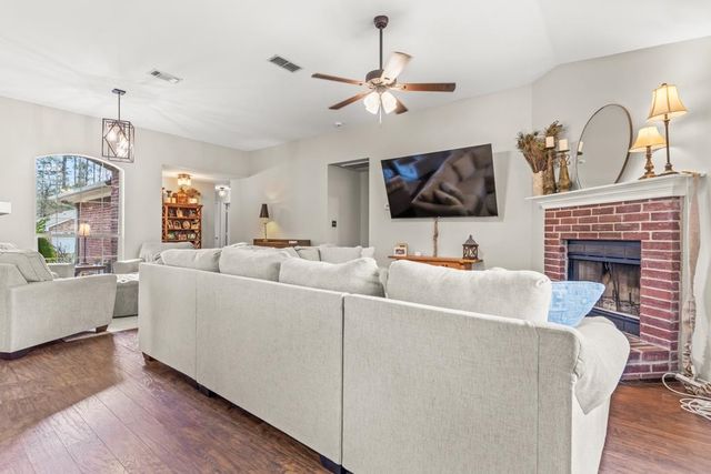 270 Frederick Circle, Flint, TX 75762