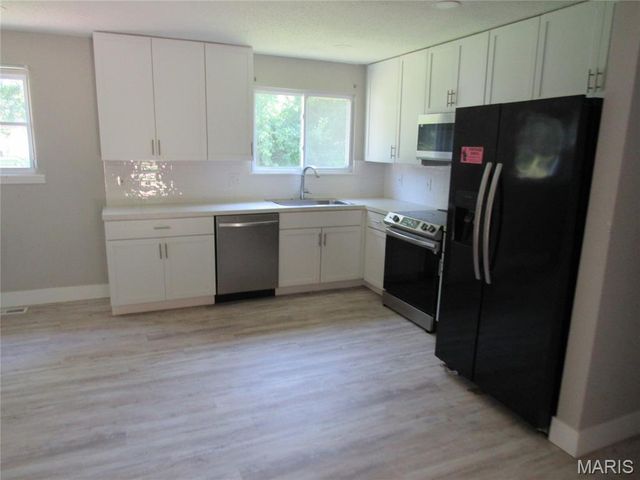 815 Briarbrae Drive, St Louis, MO 63138