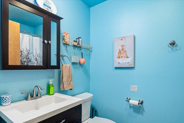 23 SE Benaiah Circle, Bend, OR 97702