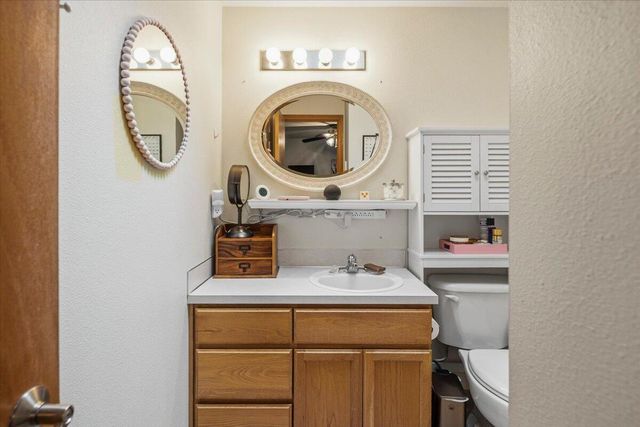 23 SE Benaiah Circle, Bend, OR 97702