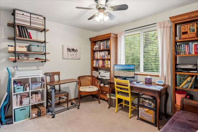 23 SE Benaiah Circle, Bend, OR 97702