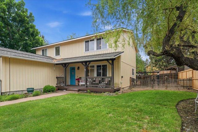 23 SE Benaiah Circle, Bend, OR 97702