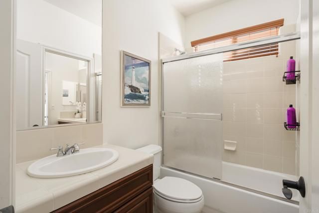 636 Weatherstone Way, San Marcos, CA 92078