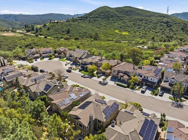 636 Weatherstone Way, San Marcos, CA 92078