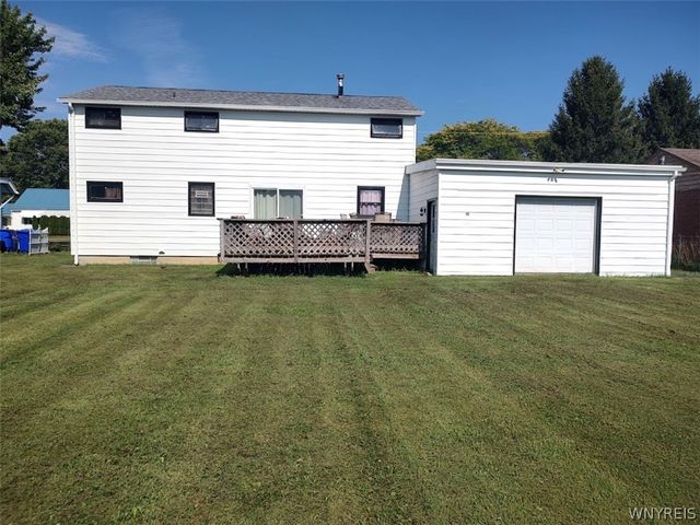 8 Allen Street, Evans, NY 14006