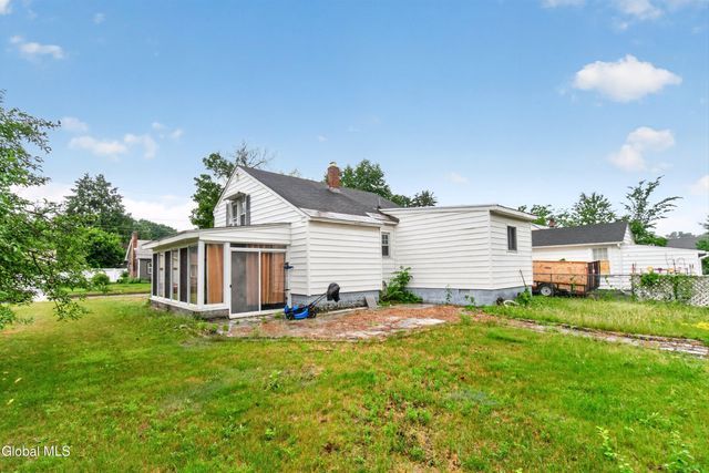 59 4th Street, Glens Falls, NY 12801