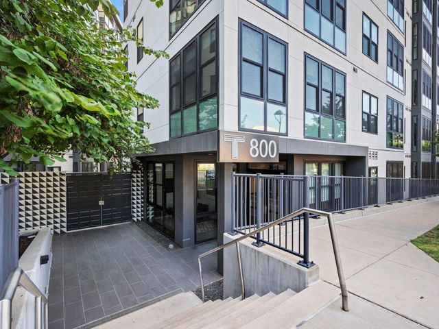 800 Embassy DR 302, Austin, TX 78702