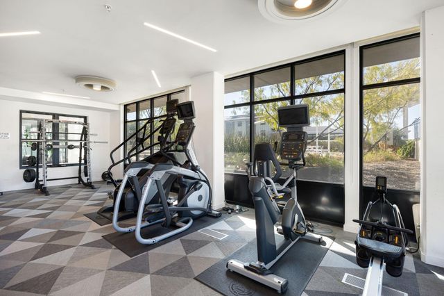 800 Embassy DR 302, Austin, TX 78702